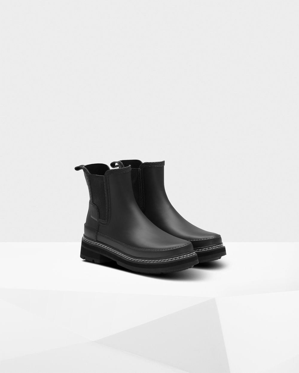 Women Hunter Refined Stitch Detail | Chelsea Boots Black | NZ-31762-RHTM